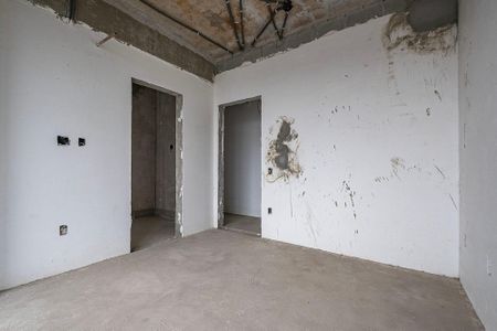 Apartamento à venda com 340m², 4 quartos e 4 vagas Apartamento à venda com 340m², 4 quartos e 4 vagasSuíte 3