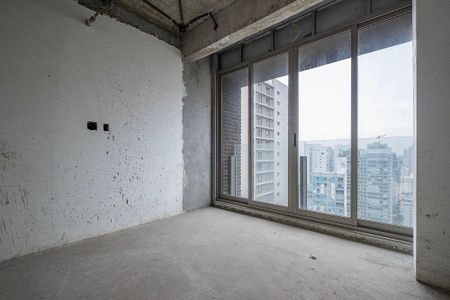 Apartamento à venda com 340m², 4 quartos e 4 vagas Apartamento à venda com 340m², 4 quartos e 4 vagasSuíte 4