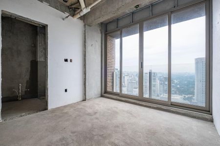 Apartamento à venda com 340m², 4 quartos e 4 vagas Apartamento à venda com 340m², 4 quartos e 4 vagasSuíte 2