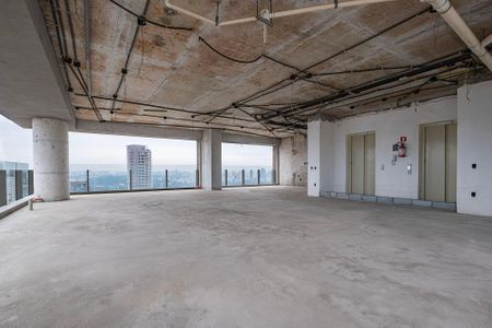 Apartamento à venda com 340m², 4 quartos e 4 vagas Apartamento à venda com 340m², 4 quartos e 4 vagasSala
