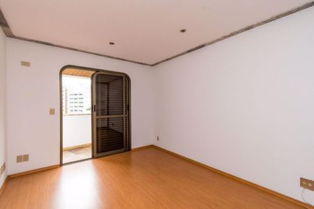 Apartamento para alugar com 370m², 4 quartos e 4 vagas