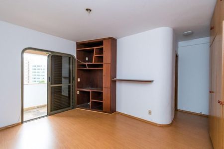 Apartamento para alugar com 370m², 4 quartos e 4 vagas