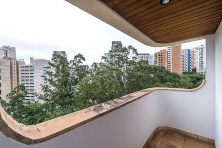 Apartamento para alugar com 370m², 4 quartos e 4 vagas