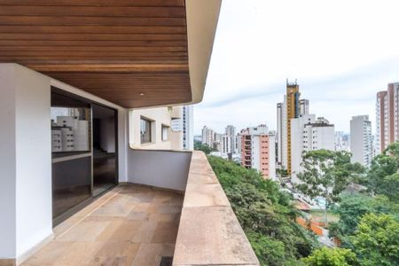 Apartamento para alugar com 370m², 4 quartos e 4 vagas