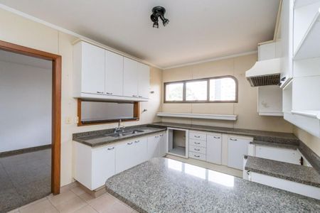 Apartamento para alugar com 370m², 4 quartos e 4 vagas