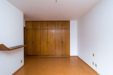 Apartamento para alugar com 370m², 4 quartos e 4 vagas