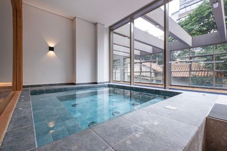 Apartamento à venda com 340m², 4 quartos e 4 vagasHidro