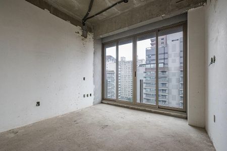 Apartamento à venda com 315m², 4 quartos e 4 vagas Apartamento à venda com 315m², 4 quartos e 4 vagasSuíte 2