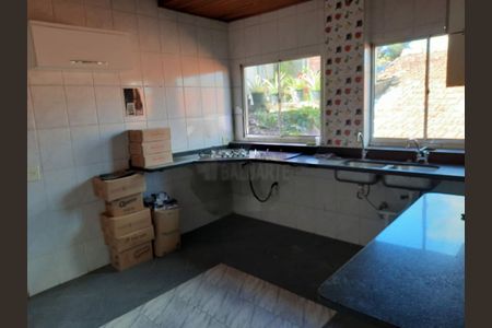 Casa à venda com 149m², 3 quartos e 6 vagas