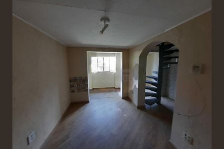 Casa à venda com 149m², 3 quartos e 6 vagas