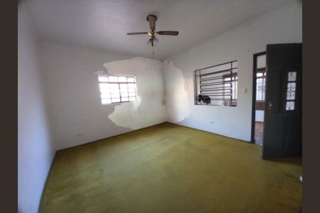 Casa à venda com 4 quartos, 170m² em Cidade Dutra, São Paulo
