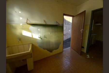 Casa à venda com 4 quartos, 170m² em Cidade Dutra, São Paulo