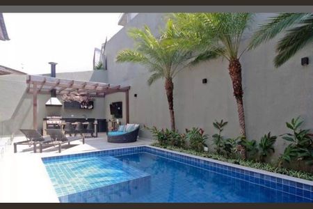 Casa à venda com 550m², 5 quartos e 4 vagas