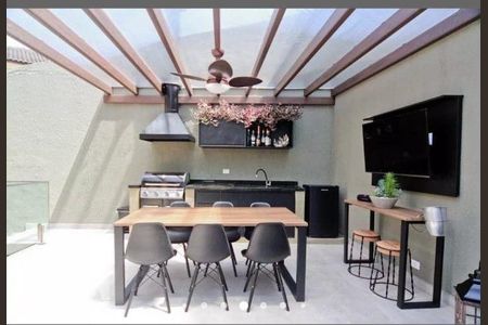 Casa à venda com 5 quartos, 550m² em City América, São Paulo