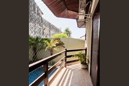 Casa à venda com 550m², 5 quartos e 4 vagas
