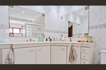 Casa à venda com 550m², 5 quartos e 4 vagas