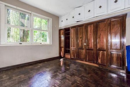 Casa à venda com 420m², 4 quartos e 5 vagas