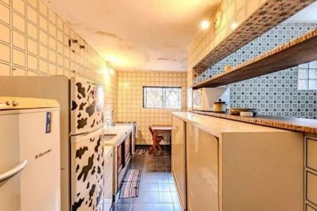 Casa à venda com 420m², 4 quartos e 5 vagas