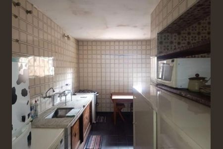 Casa à venda com 420m², 4 quartos e 5 vagas