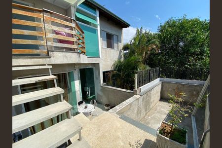 Casa à venda com 250m², 4 quartos e 4 vagas