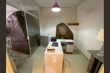 Casa à venda com 250m², 4 quartos e 4 vagas