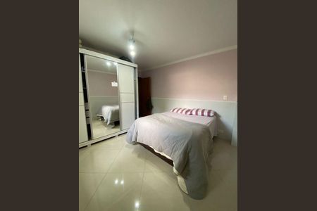 Casa à venda com 250m², 4 quartos e 4 vagas