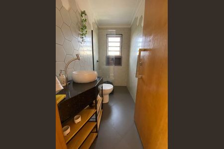 Casa à venda com 250m², 4 quartos e 4 vagas