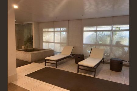 Apartamento à venda com 78m², 2 quartos e 1 vaga
