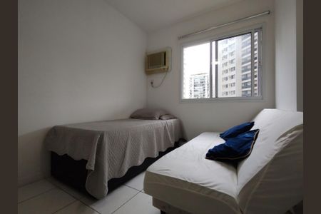 Apartamento à venda com 78m², 2 quartos e 1 vaga