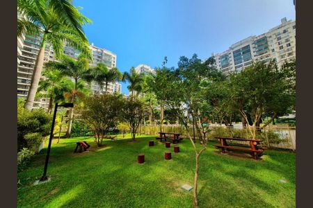 Apartamento à venda com 78m², 2 quartos e 1 vaga