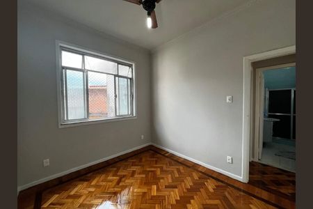 Apartamento à venda com 72m², 2 quartos e sem vaga
