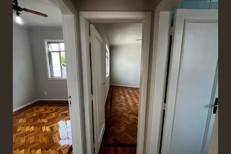 Apartamento à venda com 72m², 2 quartos e sem vaga