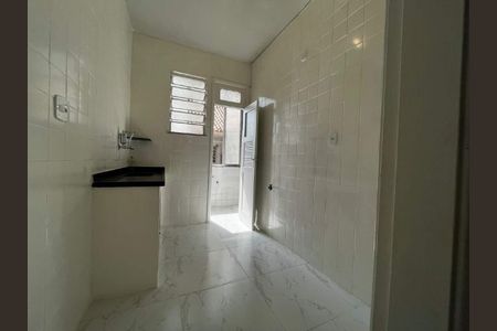 Apartamento à venda com 72m², 2 quartos e sem vaga