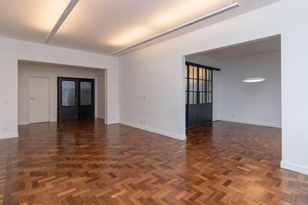 Apartamento à venda com 239m², 3 quartos e 1 vaga
