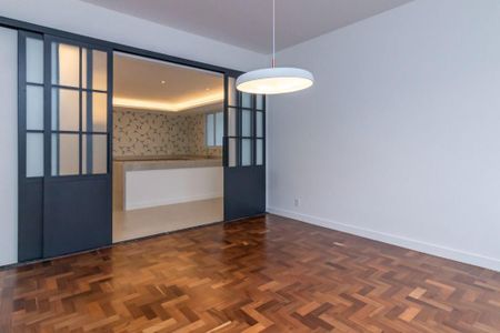 Apartamento à venda com 239m², 3 quartos e 1 vaga