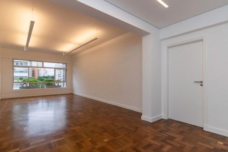 Apartamento à venda com 239m², 3 quartos e 1 vaga