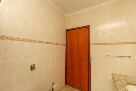 Casa para alugar com 212m², 5 quartos e 3 vagas Casa para alugar com 212m², 5 quartos e 3 vagasBanheiro