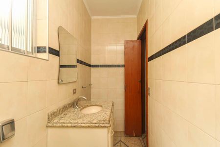 Casa para alugar com 212m², 5 quartos e 3 vagas Casa para alugar com 212m², 5 quartos e 3 vagasBanheiro da Suíte