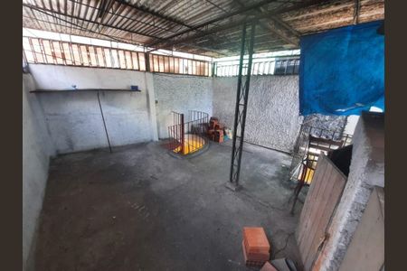 Casa à venda com 112m², 2 quartos e 1 vaga