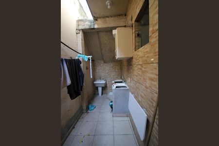Casa para alugar com 100m², 2 quartos e sem vagaÁrea de Serviço