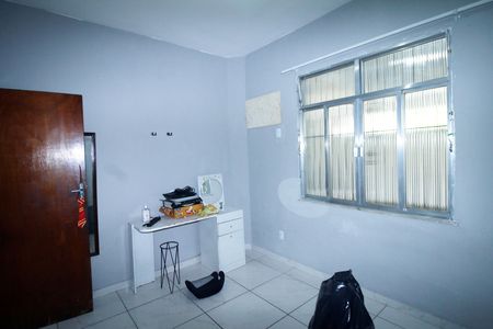 Quarto 1 de casa para alugar com 2 quartos, 100m² em Penha, Rio de Janeiro