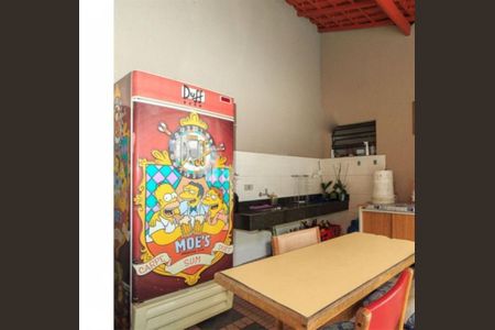 Casa à venda com 4 quartos, 348m² em Campo Grande, São Paulo