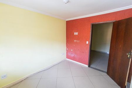 Quarto 1 de casa para alugar com 2 quartos, 100m² em São Cosme de Baixo (são Benedito), Belo Horizonte