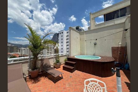 Apartamento à venda com 156m², 3 quartos e 1 vaga