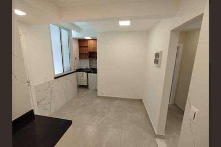 Apartamento à venda com 2 quartos, 75m² em Copacabana, Rio de Janeiro