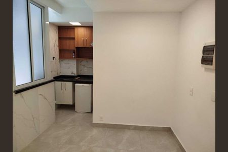 Apartamento à venda com 75m², 2 quartos e sem vaga