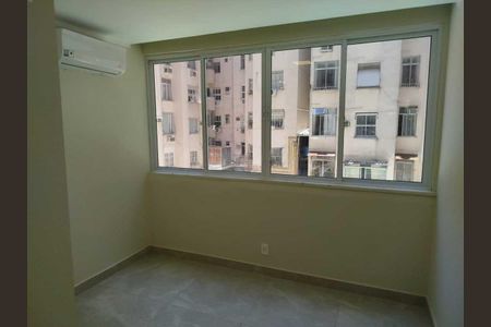 Apartamento à venda com 2 quartos, 75m² em Copacabana, Rio de Janeiro
