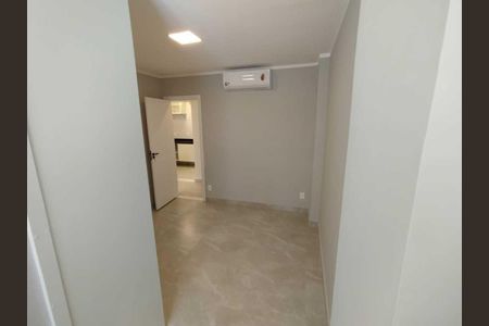 Apartamento à venda com 75m², 2 quartos e sem vaga