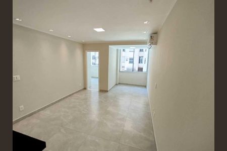 Apartamento à venda com 2 quartos, 75m² em Copacabana, Rio de Janeiro