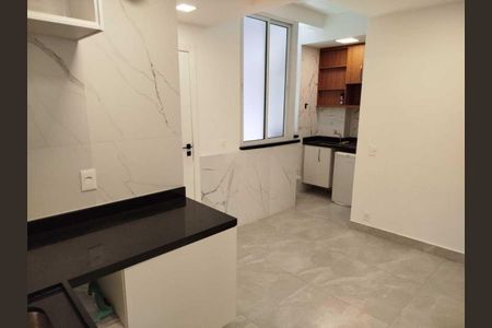 Apartamento à venda com 75m², 2 quartos e sem vaga